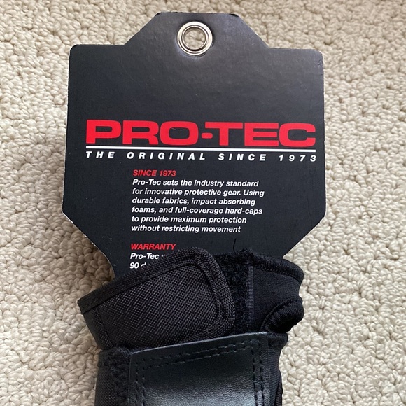 Pro-Tec Wrist Guard - Picture 6 of 6